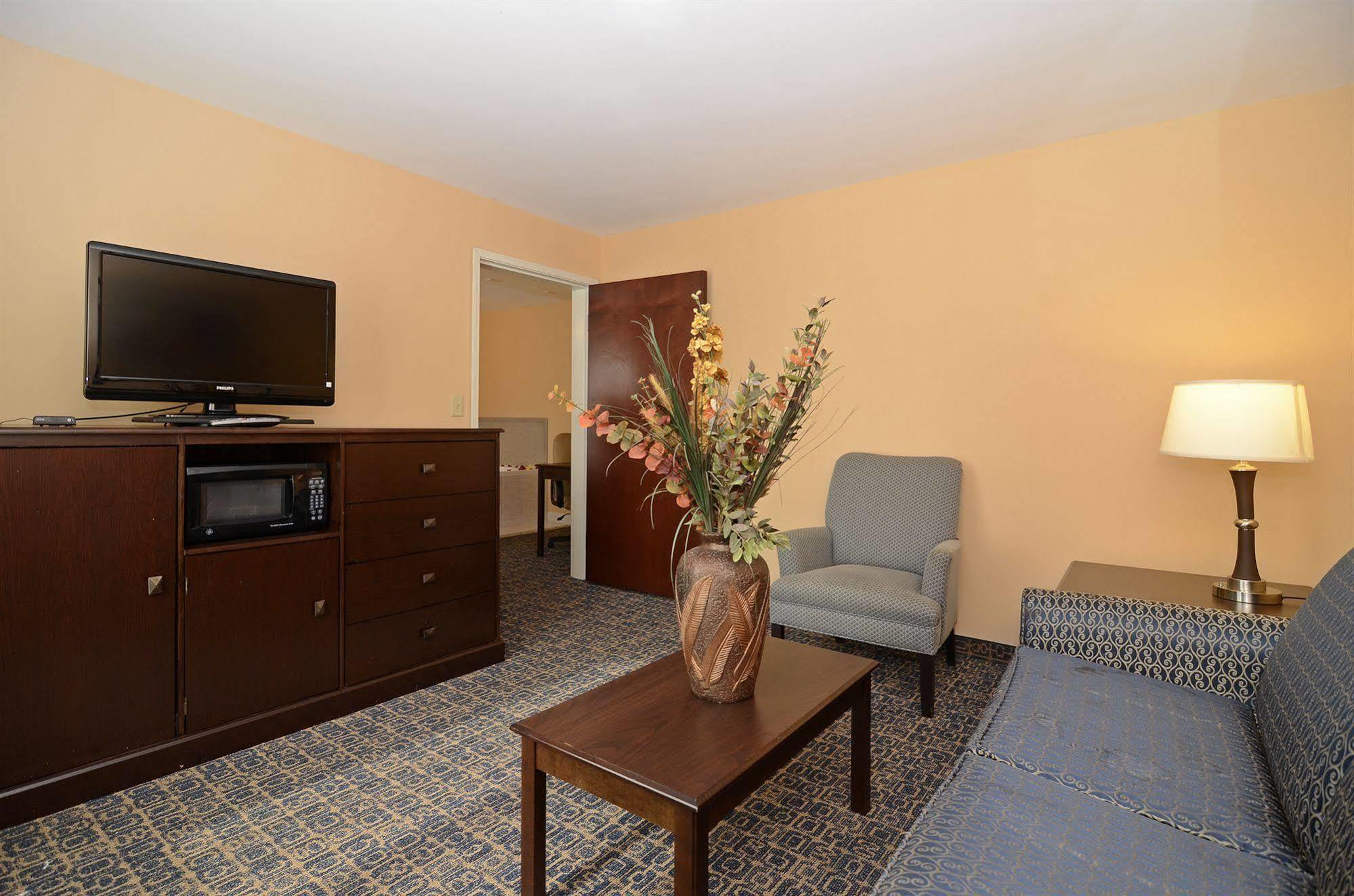 Comfort Suites Savannah Gateway I-95 Georgetown Extérieur photo